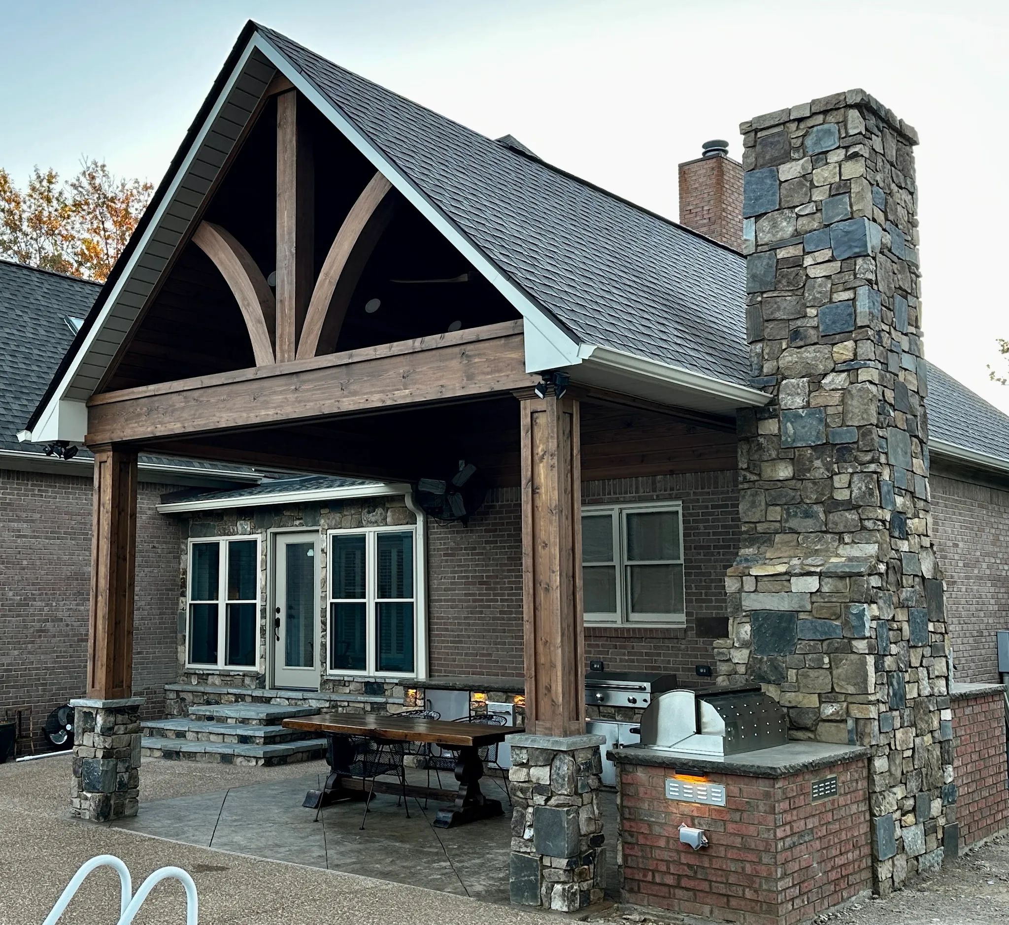 Timber-Gable Outdoor Kitchen, photo 2